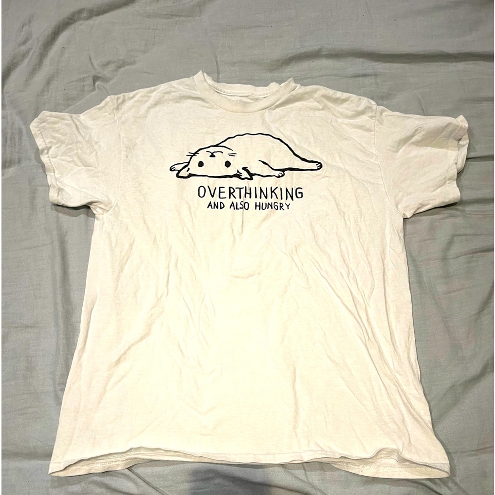 White Tee with kitty